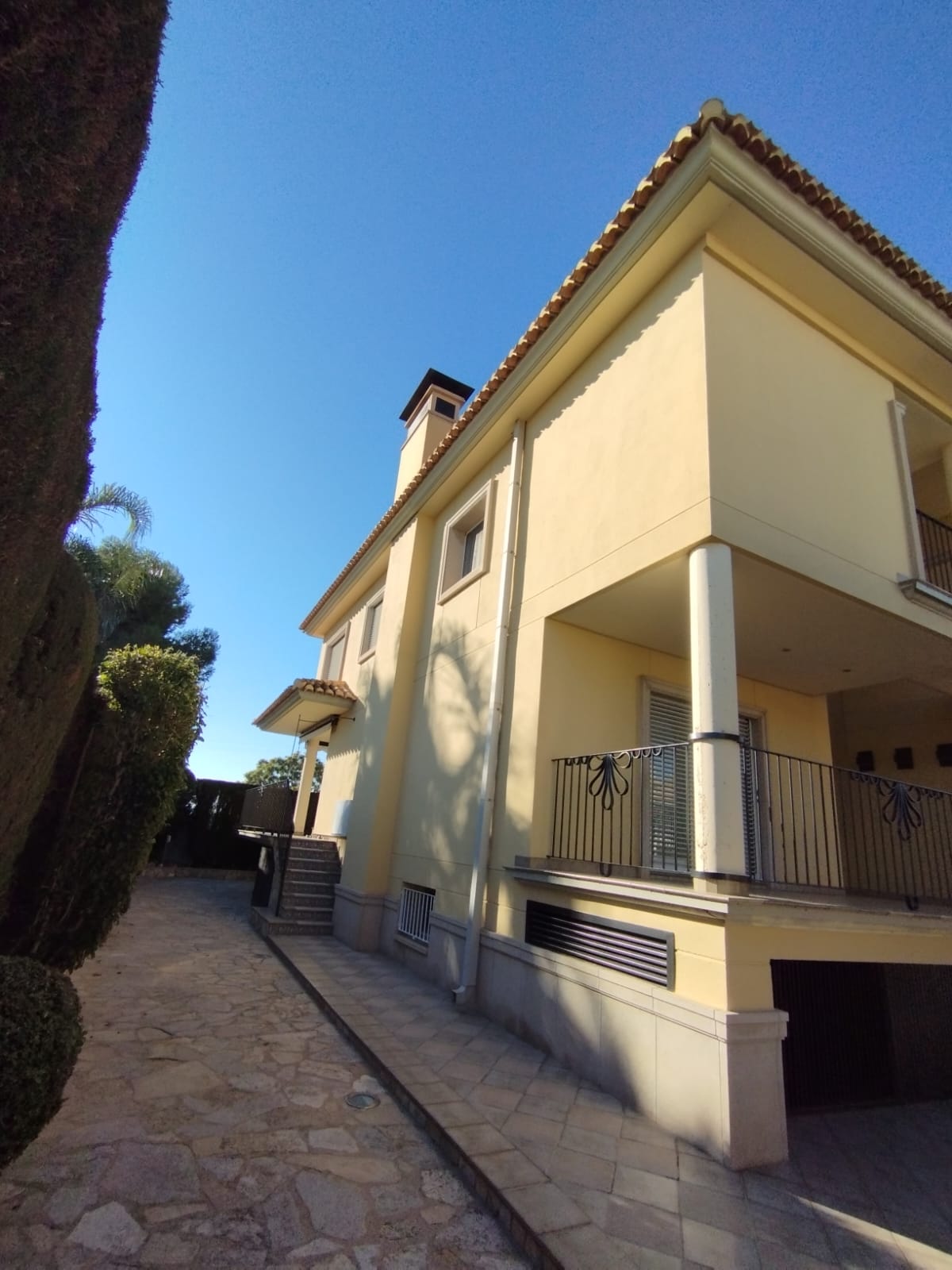 Exterior antes de pintar